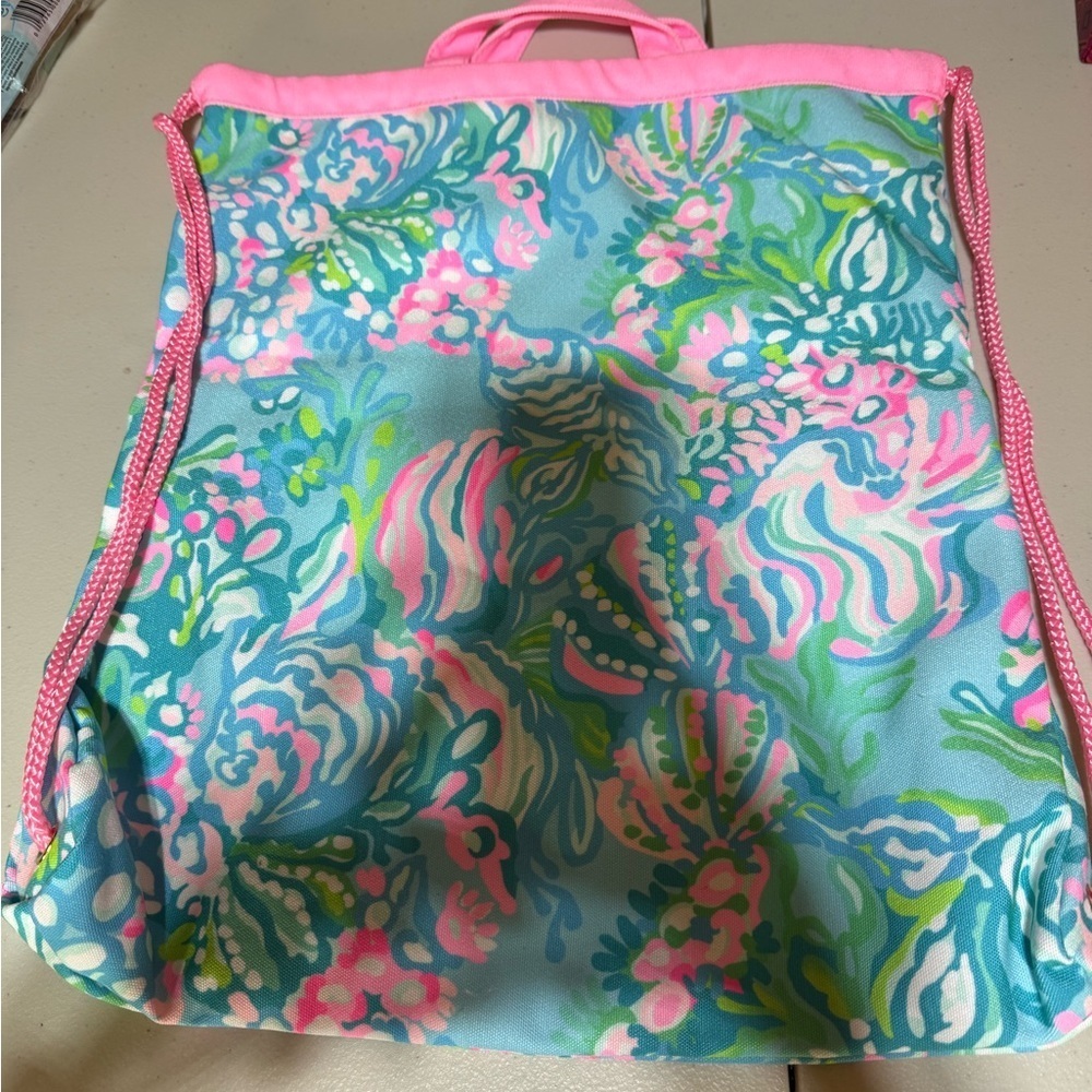 Lilly Pulitzer Drawstring Backpack EUC - Picture 2 of 4